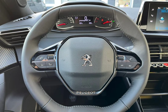 Peugeot 2008 1.2 100PK Active* | Cruise | LED | Carplay | DAB | Bluetooth | Multifunctioneel Stuurwiel | 2023!