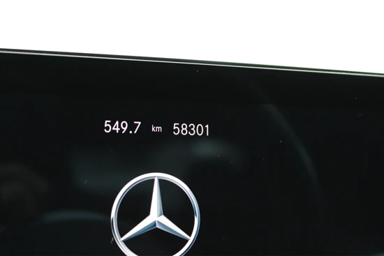 Mercedes-Benz CLA-Klasse 200 AMG 163pk 7G-DCT | Digitaal Dashboard | LED | PDC v+a | Panorama Dak | Stoelverwarming | Camera