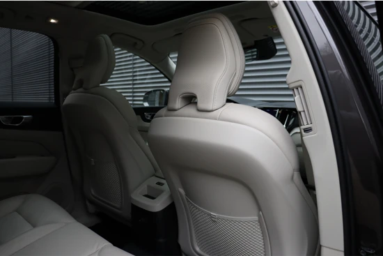 Volvo XC60 RECHARGE T6 BRIGHT PLUS | PANORAMADAK | MEMORY | EL.BED.STOELEN | EL.BED.ACHTERKLEP | GETINT GLAS |