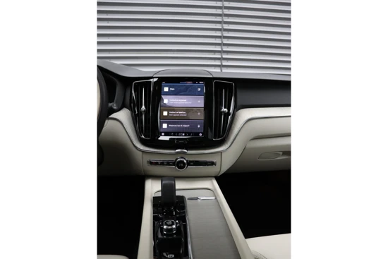 Volvo XC60 RECHARGE T6 BRIGHT PLUS | PANORAMADAK | MEMORY | EL.BED.STOELEN | EL.BED.ACHTERKLEP | GETINT GLAS |