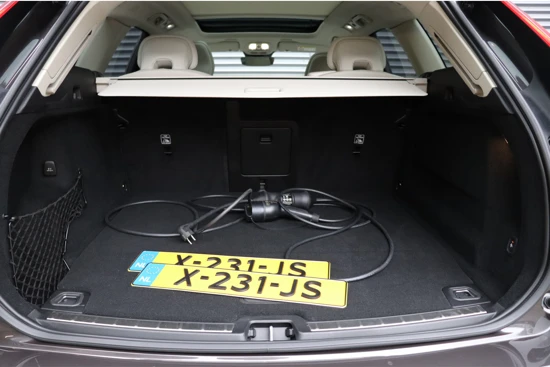 Volvo XC60 RECHARGE T6 BRIGHT PLUS | PANORAMADAK | MEMORY | EL.BED.STOELEN | EL.BED.ACHTERKLEP | GETINT GLAS |