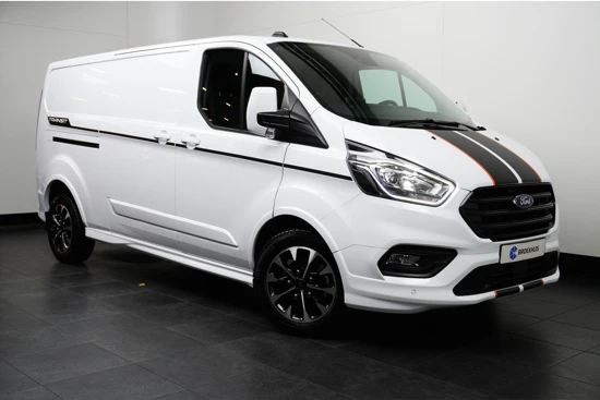 Ford Transit Custom 2.0 170PK L2H1 Sport Automaat / Parkeersensor voor en achter / Navigatiesysteem / Apple carplay, Android auto /