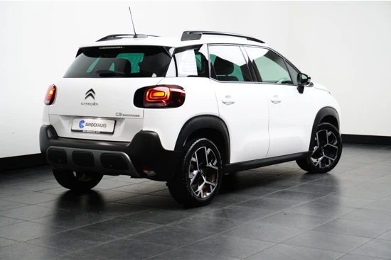 Citroën C3 Aircross 1.2 PureTech Shine 130pk Automaat | Navigatie | Leder | Stoelverwarming | Climate Control | Parkeersensoren | Apple Carplay | An