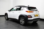 Hyundai KONA EV Premium 64 kWh 204PK | 4% bijtelling | Stoelverwarming en Ventilatie | Stuurverwarming | Adaptieve Cruise | Navigatie | Camer