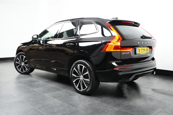 Volvo XC60 Recharge T6 AWD Plus Dark | Blond interieur | Panoramadak | Getint glas | Carplay | Trekhaak | Alarm |