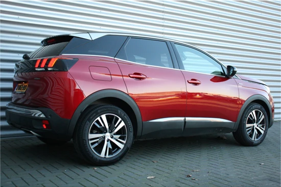 Peugeot 3008 1.2 PURETECH 130PK GT-LINE / NAVI / LEDER / CLIMA / PDC / 18" LMV / FULL-LED / WINTERPAKKET / BLUETOOTH / CRUISECONTROL / 1E EIG