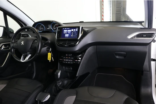 Peugeot 2008 1.2 PureTech 110PK Allure