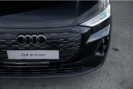 Audi Q4 e-tron Q4 45 e-tron 286 1AT S edition