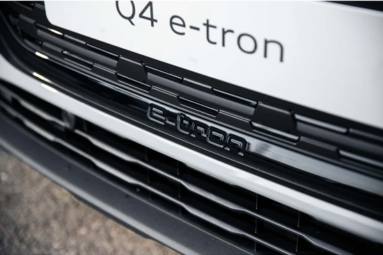 Audi Q4 Sportback e-tron Q4 Sportback 45 e-tron 286 1AT S edition