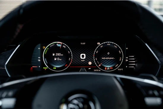 Škoda Octavia Combi RS 1.4TSI 245pk PHEV | Head-up | Matrix | 19" | Zwenkbare trekhaak |