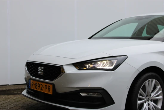 SEAT Leon 1.0 eTSI 110PK DSG Aut. Style Business Intense | Extra Fabrieksgarantie | Virtual Cockpit | Achteruitrijcamera | 17'' LMV | Park