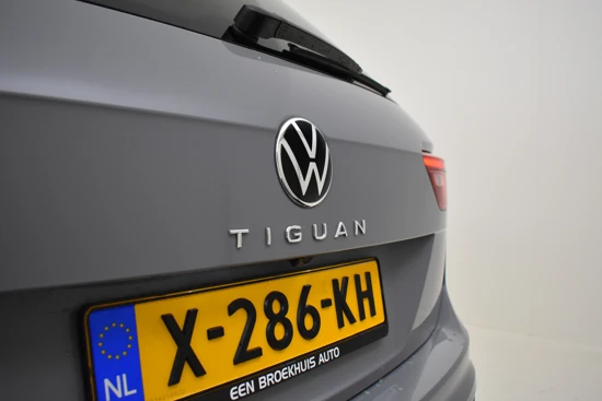 Volkswagen Tiguan 1.5 TSI 150PK DSG/AUTOMAAT | Zwenkbare trekhaak | App-connect met Google maps Navigatie | Led koplampen | Achteruitrijcamera | W