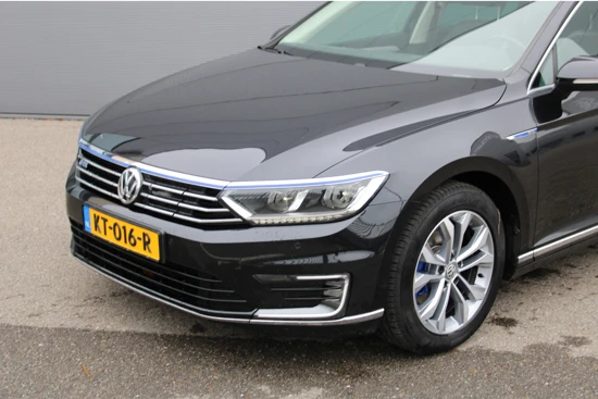 Volkswagen Passat 1.4TSI GTE Connected Series Plus