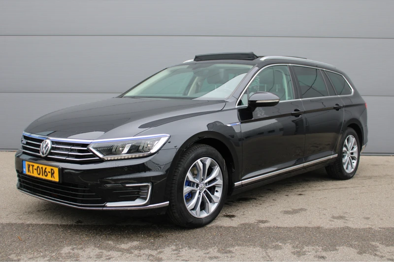 Volkswagen Passat 1.4TSI GTE Connected Series Plus