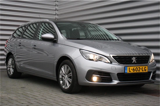 Peugeot 308 SW 1.2 PURETECH 130PK ALLURE AUTOMAAT / NAVI / CLIMA / PDC / 16" LMV / CAMERA / PANO. DAK / WINTERPAKKET / BLUETOOTH / CRUISECON