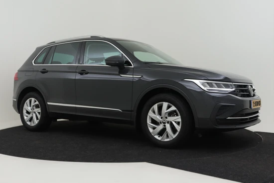 Volkswagen Tiguan 1.5 TSI 150PK DSG/AUTOMAAT | Zwenkbare trekhaak | App-connect met o.a. Google maps Navigatie | Cruise control adaptief | Led kop