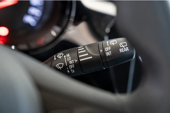 Opel Corsa 1.2 Turbo 100PK Edition | Apple Carplay & Android Auto | Camera | Parkeersensoren | Airco |