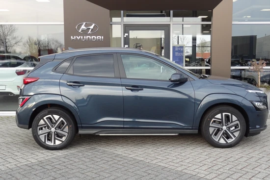 Hyundai KONA EV Premium 64 kWh | €42.900,- RIJKLAAR! |