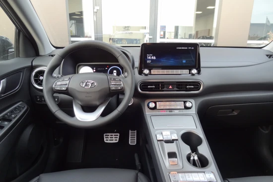 Hyundai KONA EV Premium 64 kWh | €42.900,- RIJKLAAR! |