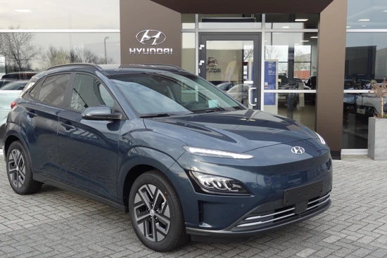 Hyundai KONA EV Premium 64 kWh | €42.900,- RIJKLAAR! |