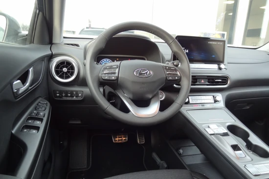 Hyundai KONA EV Fashion 39 kWh | NAVIGATIE | HEAD-UP-DISPLAY | ADAPTIVE CRUISE CONTROL