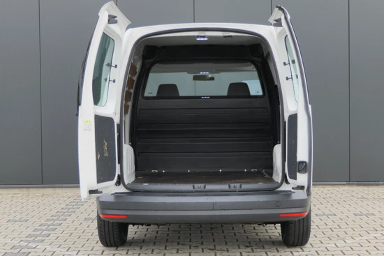 Volkswagen Caddy 2.0 TDI L1H1 Trendline | Airco | Schuifdeur | Laadruimte Pakket | Bluetooth | USB Lage Km!