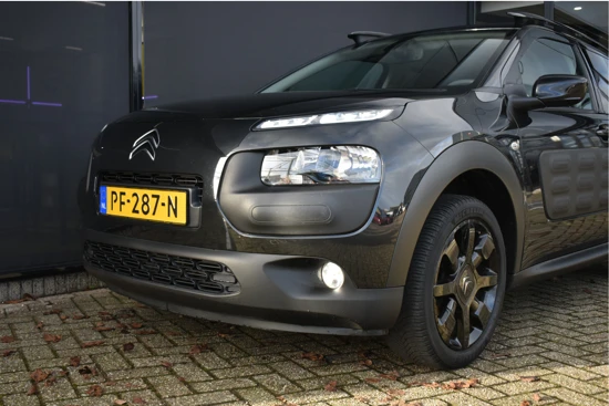 Citroën C4 Cactus 1.2 PureTech Shine | Trekhaak | Navigatie | Camera | Climate Control | Parkeersensoren | 17"LMV | Cruise Control | Dealeronderho