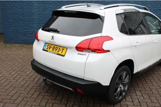 Peugeot 2008 1.2 PureTech 110pk Crossway