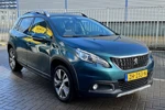 Peugeot 2008 1.2 130PK Allure | Panorama Dak | Camera | Navigatie | Leder/Stof | Clima | 17" Lichtmetaal | Parkee