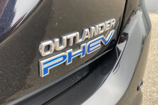 Mitsubishi Outlander 2.0 PHEV Executive Ed. NW MODEL!