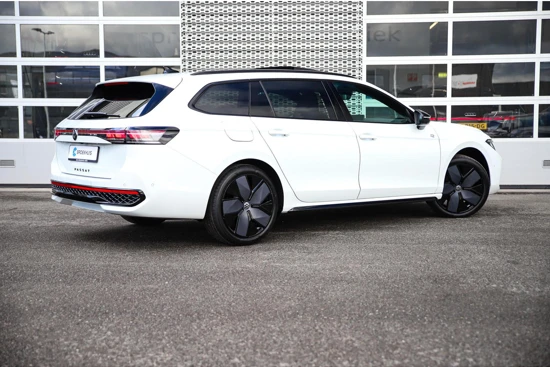 Volkswagen Passat Variant 1.5 eTSI 150 7DSG R-Line Business