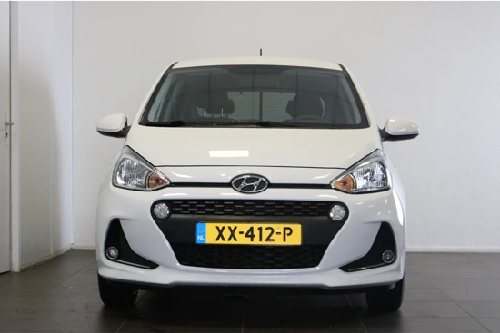 Hyundai i10 1.0i 66PK Comfort Smart Navigator