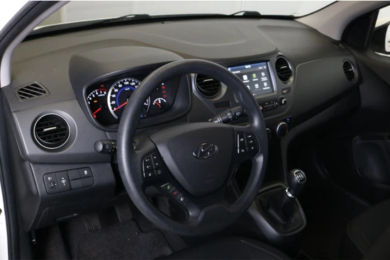 Hyundai i10 1.0i 66PK Comfort Smart Navigator