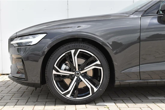 Volvo S60 B4 Plus Dark *R-Design* #Panoramadak #VOORRAADVOORDEEL!