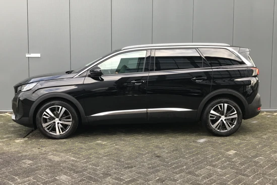 Peugeot 5008 Peugeot 5008 130pk 7-pers Allure Automaat | Leder | Camera | Cruise control | Dodehoeksensor | Navigatie | Parkeersensoren Voor+