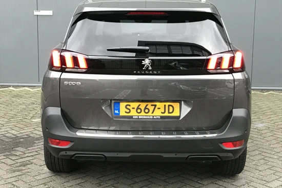 Peugeot 5008 130pk 7-pers Allure Automaat | Leder | Camera | Cruise control | Dodehoeksensor | Navigatie | Parkeersensoren Voor+Achter