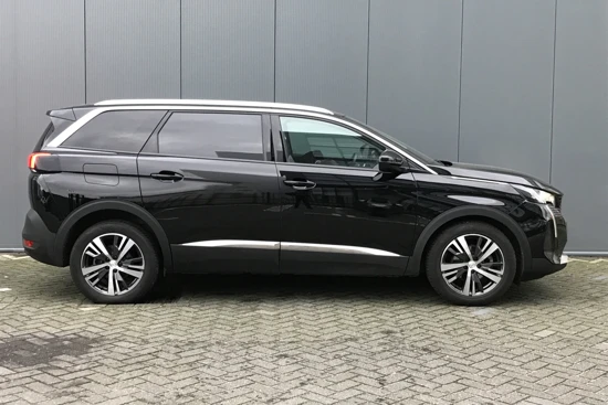 Peugeot 5008 Peugeot 5008 130pk 7-pers Allure Automaat | Leder | Camera | Cruise control | Dodehoeksensor | Navigatie | Parkeersensoren Voor+