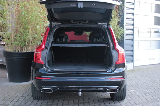 Volvo XC90 T8 Recharge AWD R-Design | Luchtvering | Harman/Kardon | Schuifdak | Adaptive Cruise | Trekhaak | 360 Camera