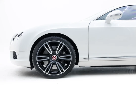 Bentley Continental GT 4.0 V8