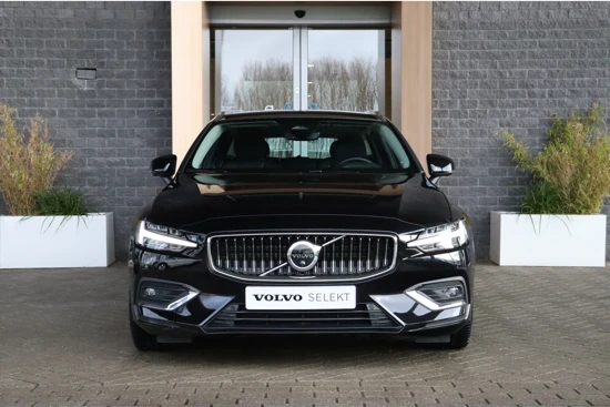 Volvo V60 B4 Mild Hybrid Plus Bright | Trekhaak | 360° Camera | Harman Kardon | Adaptieve Cruise Control | Pilot Assist | Standkachel met