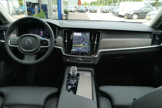 Volvo V90 B4 Inscription | Head-up display | Panoramadak | Harman/Kardon | 360° Camera | Memory-seats | Trekhaak