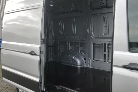 Volkswagen Crafter | Automaat | Highline | Led | Adaptive Cruise | L3H3 | Navi | Camera