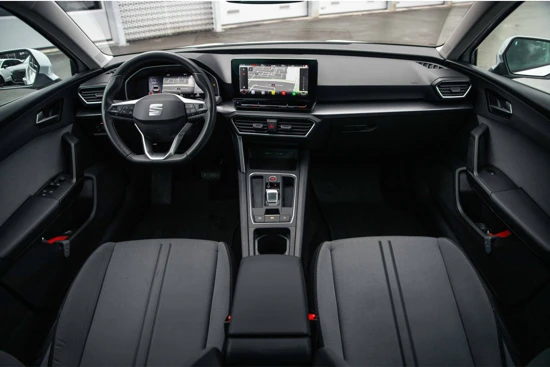 SEAT Leon Style Business Intense 1.0 eTSI 110pk DSG | Navigatie | Carplay | Camera