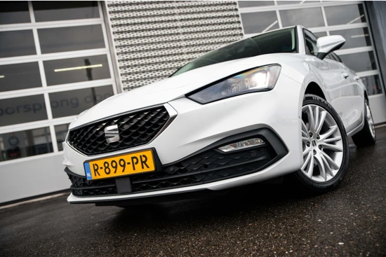 SEAT Leon Style Business Intense 1.0 eTSI 110pk DSG | Navigatie | Carplay | Camera