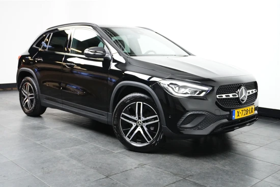 Mercedes-Benz GLA 200 Business Line | Navigatie | Camera | 18" wielen |