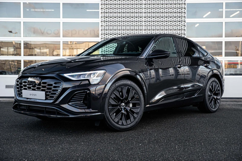 Audi Q8 Sportback e-tron 50 quattro 340 1AT S edition