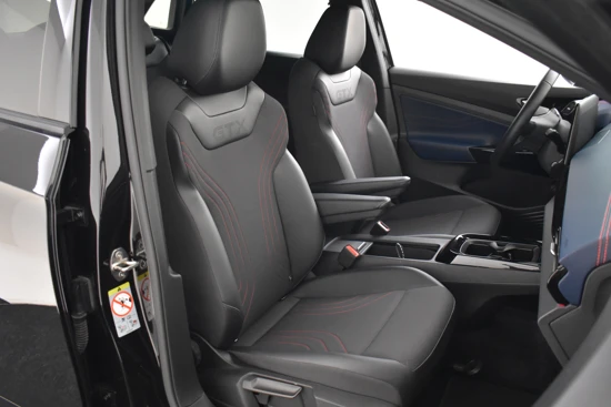 Volkswagen ID.4 GTX 4Motion 77 kWh 300PK | Achteruitrijcamera | IQ lights | Stoelen/stuur verwarmd | Warmtepomp | Cruise control adaptief | DAB