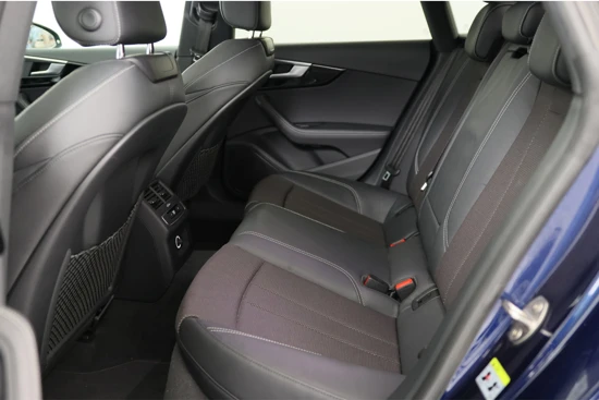 Audi A5 Sportback 35 TFSI Sport S-line black edition | Pano Dak | Trekhaak | Sportstoelen | Keyless | Led | 1e Eigenaar | Dealer Onderho