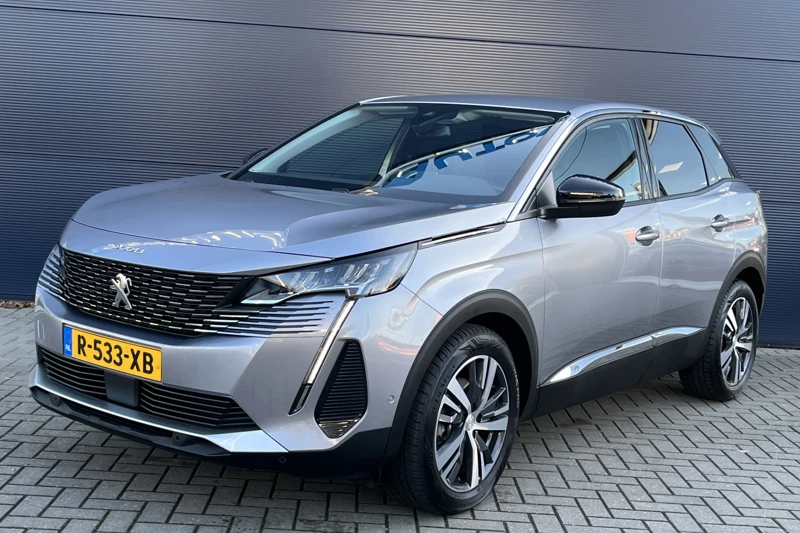 Peugeot 3008 1.2 130PK Allure | Camera | Navigatie | Stoelverwarming | LED | Apple/Android Carplay | 18" Lichtmetaal | Cruise | Climate Contr