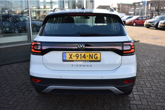 Volkswagen T-Cross 1.0 TSI 110PK Life | NAVIGATIE | PARKEERSENSOREN | 16 INCH | DIGITALE COCKPIT